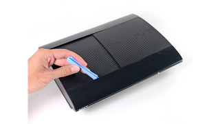 Illustration for article titled Website Tears the Hideous New PlayStation 3 to Pieces